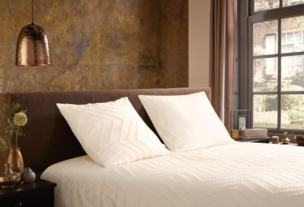 Pure Dekbedovertrek "luxe zizag biezen/ borduursels" - Wit - (135x200 cm) - Microfiber - Afbeelding 3