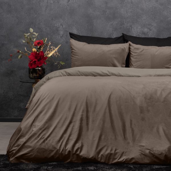 Sleeptime Velvet Uni Dekbedovertrek Taupe 240 x 220 cm - Afbeelding 2