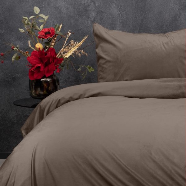 Sleeptime Velvet Uni Dekbedovertrek Taupe 240 x 220 cm - Afbeelding 5