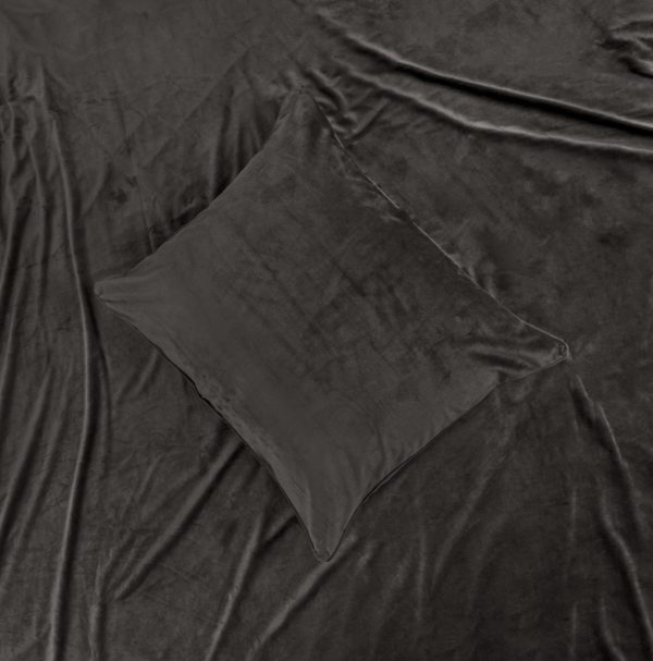 Sleeptime Velvet Piping Deep Taupe 240 x 220 cm - Afbeelding 4