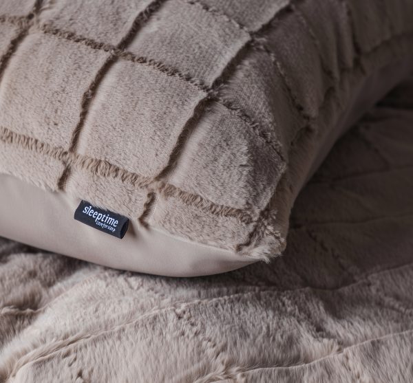 Sleeptime Faux Fur Check Taupe 200x200/220 cm - Afbeelding 4