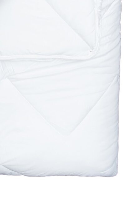 Good Morning 4-seizoenen dekbed. Microfiber met synthetische vulling - 240x220 cm